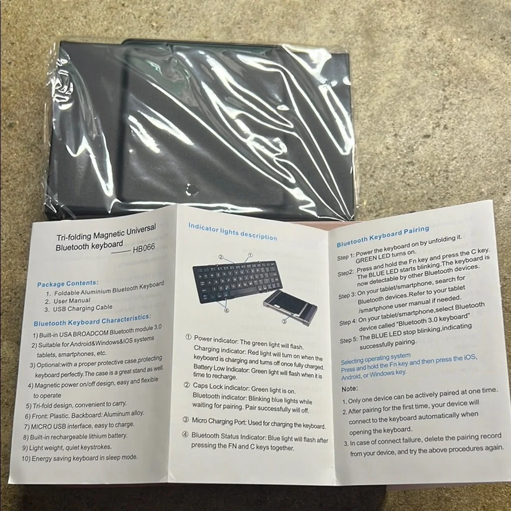 Bluetooth® Folding Keyboard - Black